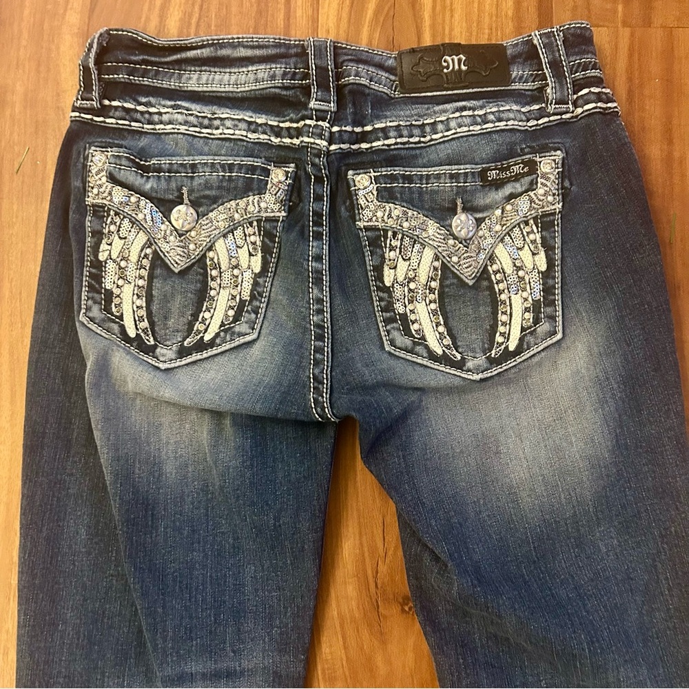 Miss Me Skinny Shimmery Wings Women's 28/30 Mid Rise Jeans Embellished Pockets